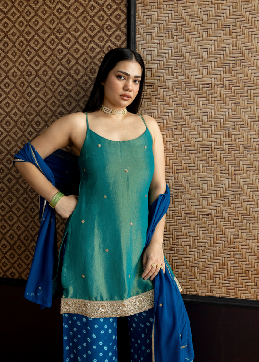Gajra Kurta Set